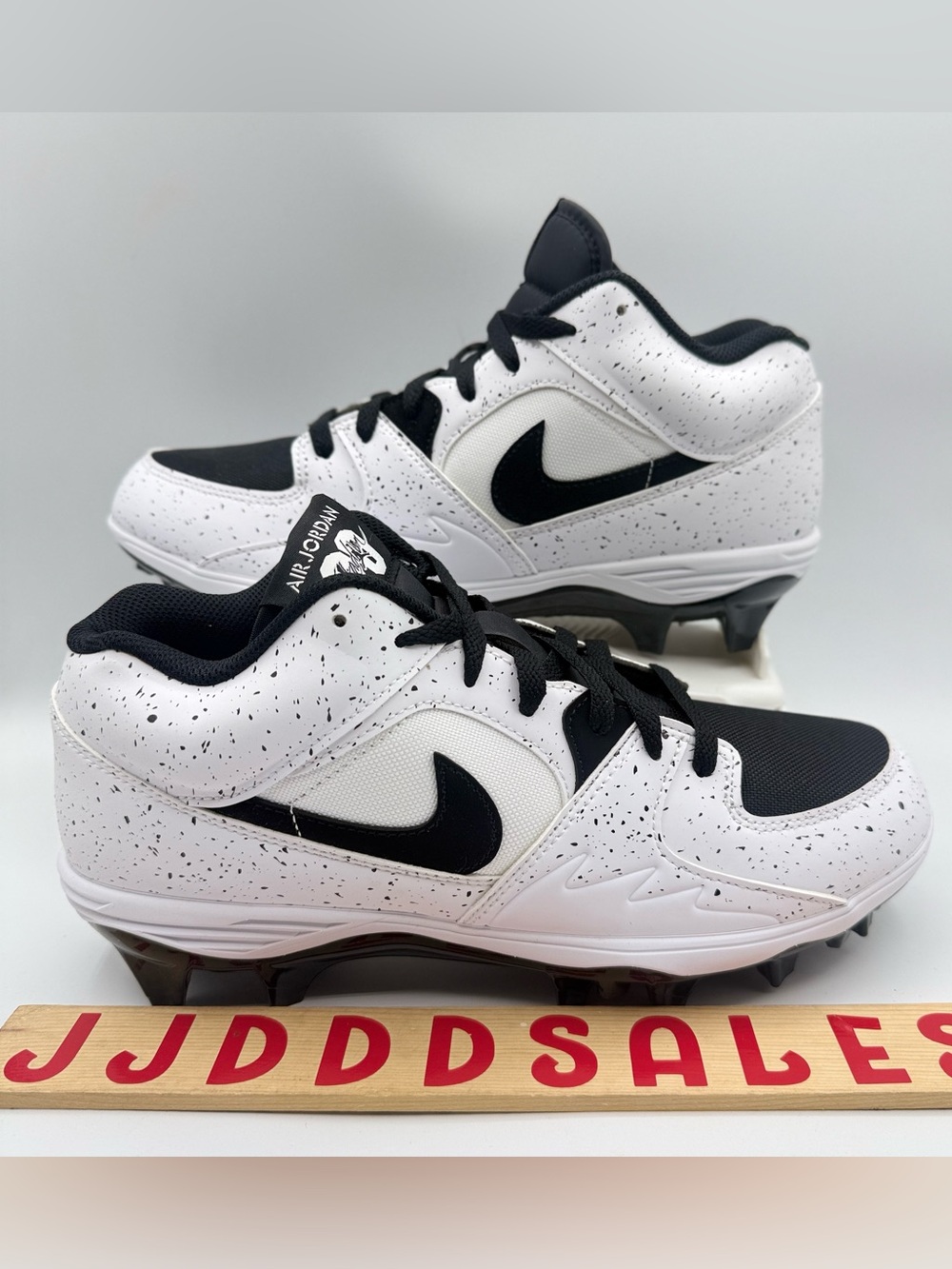 Nike Air Jordan Stadium 90 Low TD Football Cleats HQ0210-100 White Men’s Sizes